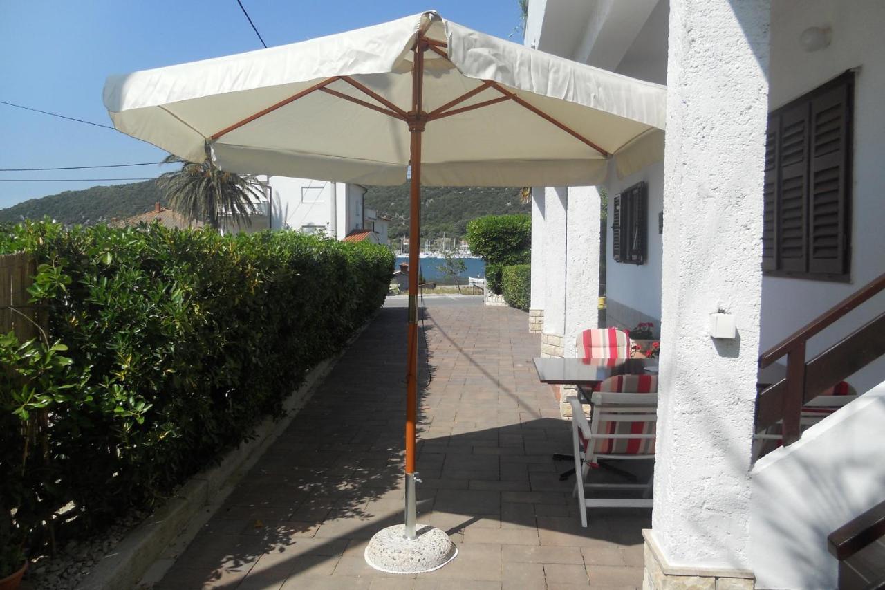 Apartment Supetarska Draga - Donja 5030A Εξωτερικό φωτογραφία