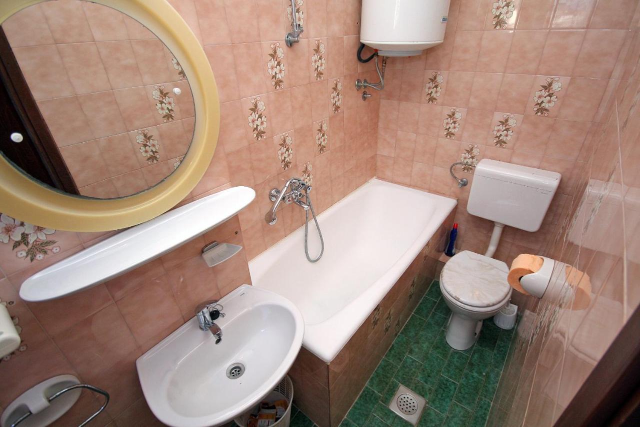 Apartment Supetarska Draga - Donja 5030A Εξωτερικό φωτογραφία